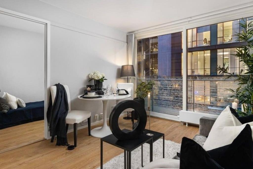 Ferienwohnung Aker Brygge - Sjoside Hjem - Sentral Beliggenhet Oslo Exterior foto