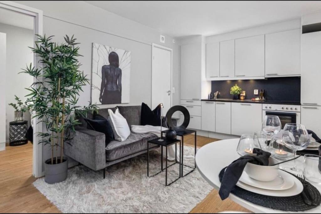 Ferienwohnung Aker Brygge - Sjoside Hjem - Sentral Beliggenhet Oslo Exterior foto